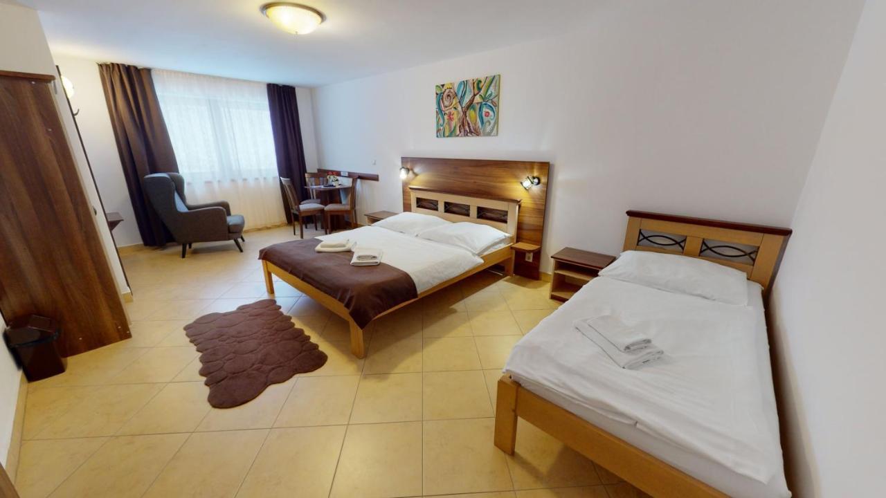 Garni Hotel Fatra Terchova Bagian luar foto