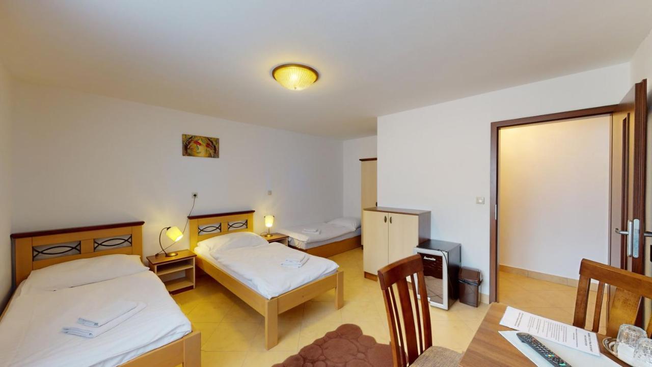 Garni Hotel Fatra Terchova Bagian luar foto