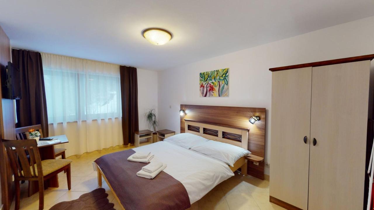 Garni Hotel Fatra Terchova Bagian luar foto