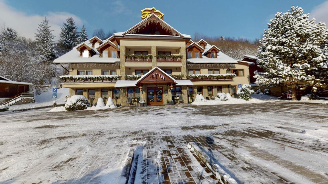 Garni Hotel Fatra Terchova Bagian luar foto