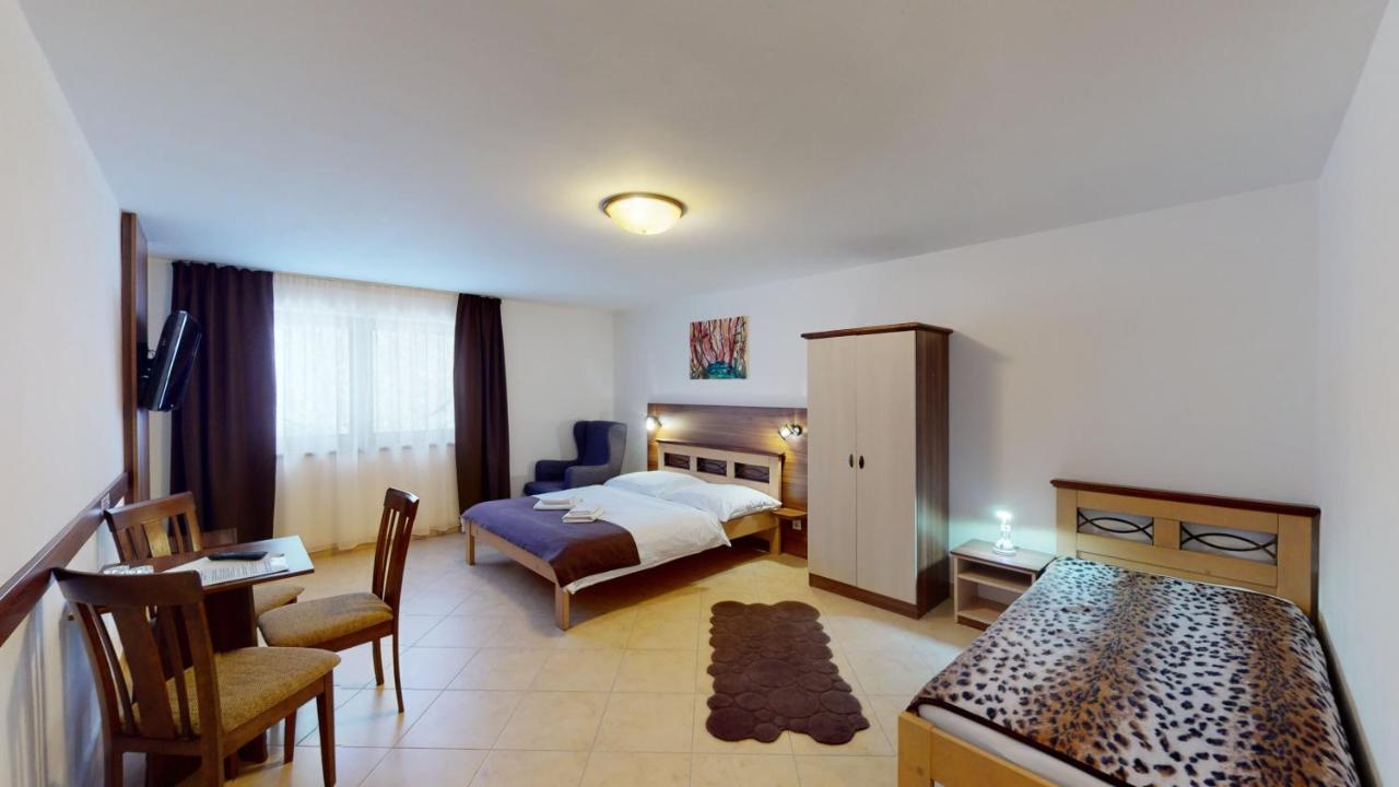 Garni Hotel Fatra Terchova Bagian luar foto