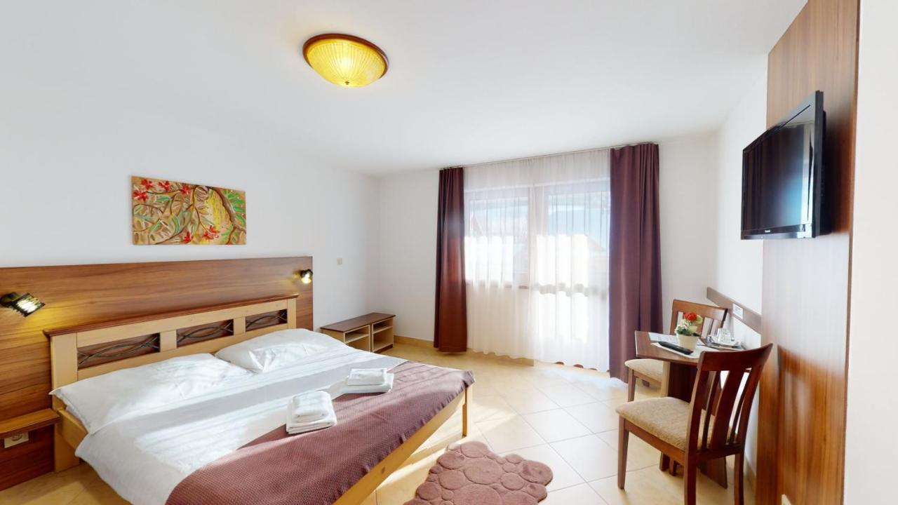 Garni Hotel Fatra Terchova Bagian luar foto