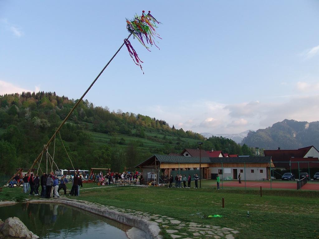 Garni Hotel Fatra Terchova Bagian luar foto