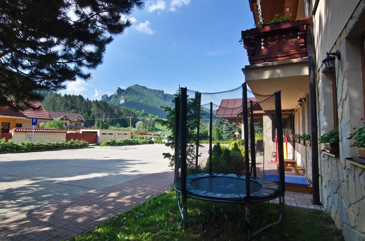Garni Hotel Fatra Terchova Bagian luar foto